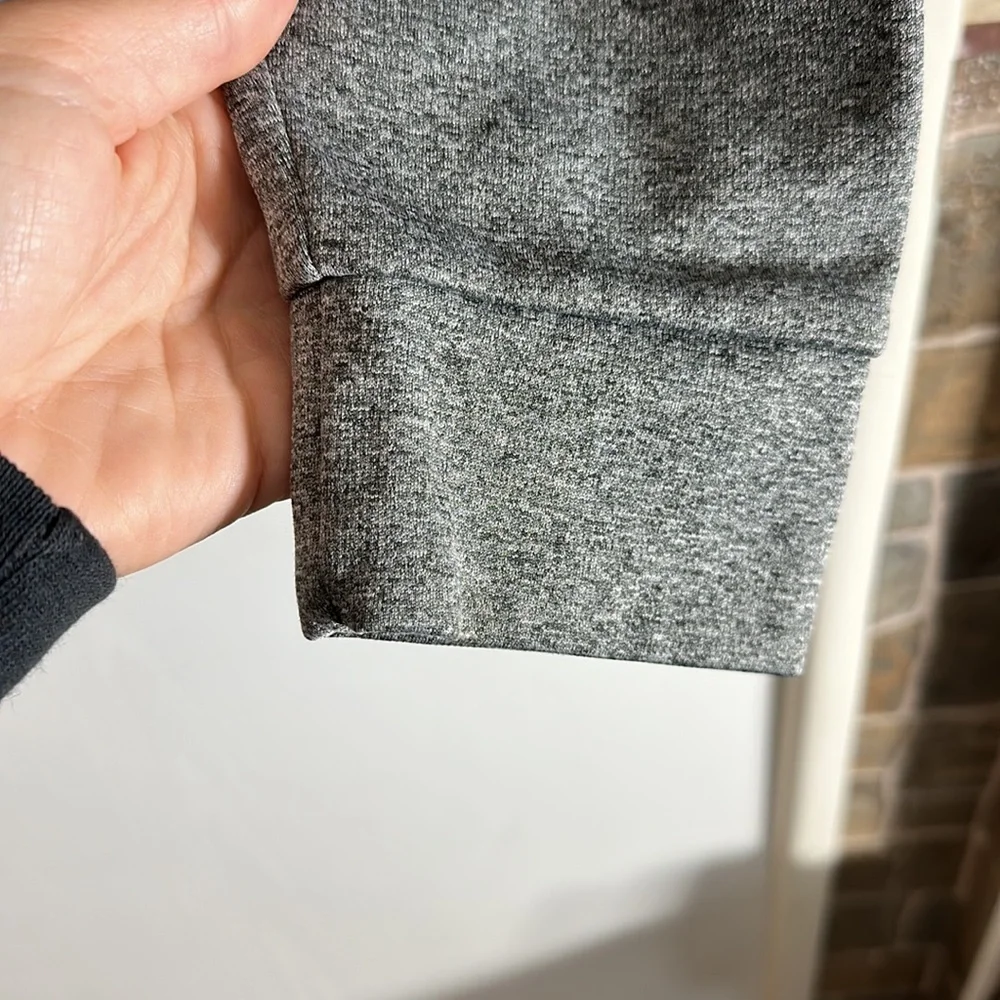 THE NORTH FACE WOMENS HOODIE - Picture 7 of 8